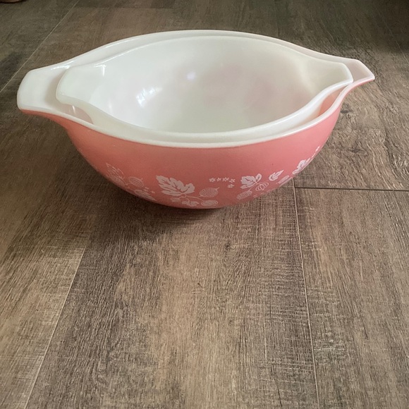 Cinderella Gooseberry Pyrex Mixing Bowls - Picture 1 of 12